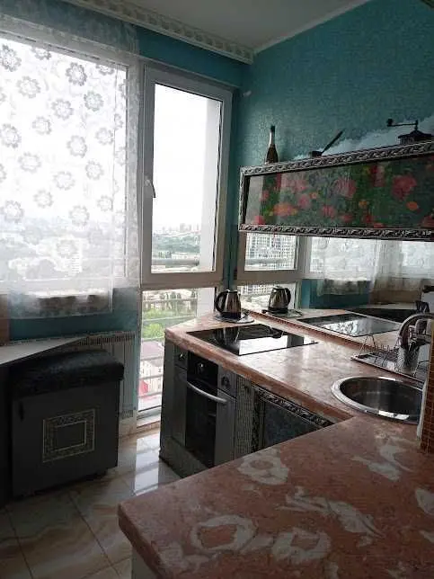 Фото Продаю 1 кімнатну квартиру, 60 кв. м, Вадима Гетьмана вул. (Індустріальна)  Київ, ціна: 105000 USD, код 6613