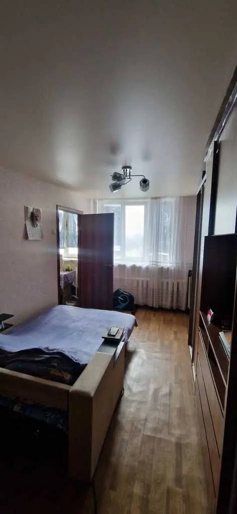 Фото Продаю 1-комнатную квартиру, 30 кв. м, Набережная Победы ул. 50 Днепр, цена: 23500 USD, код 6618
