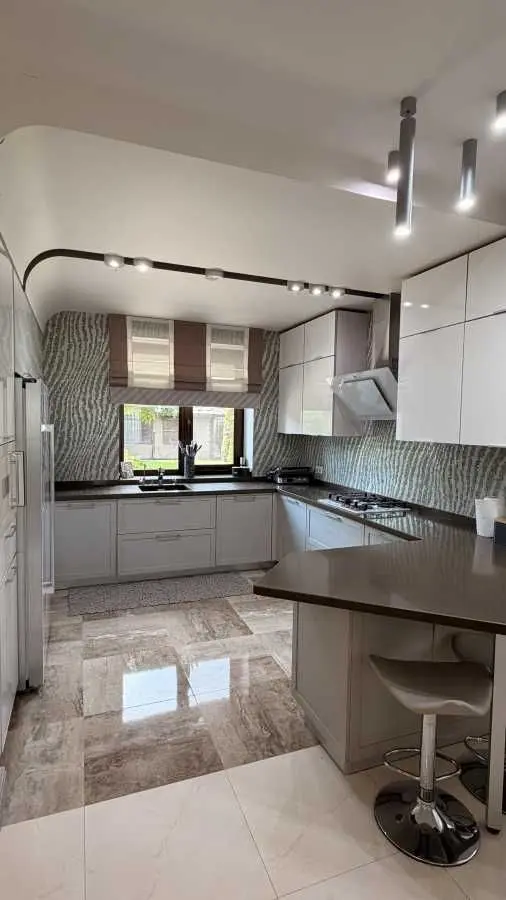 Фото Продаю дом, 232 кв. м, Боголюбская ул.  Тарасово, цена: 275000 USD, код 6624