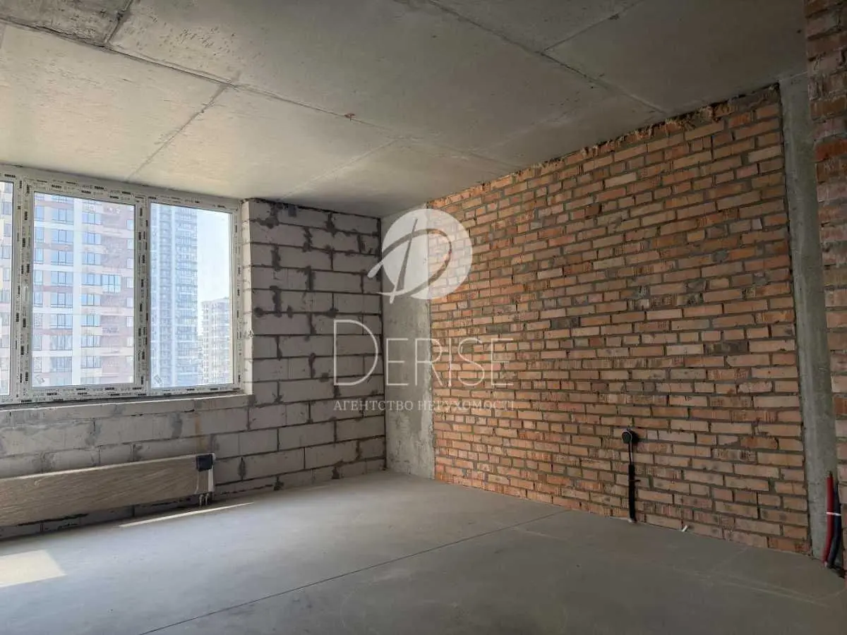 Фото Продаю 2-комнатную квартиру, 63.7 кв. м, Семьи Кристеров ул.  Киев, цена: 102000 USD, код 6626