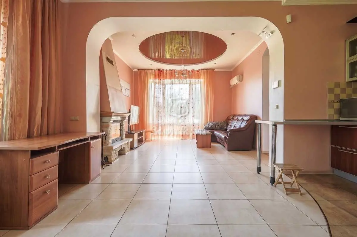 Фото Продаю дом, 270 кв. м, Садовая ул.  Киев, цена: 255000 USD, код 6629