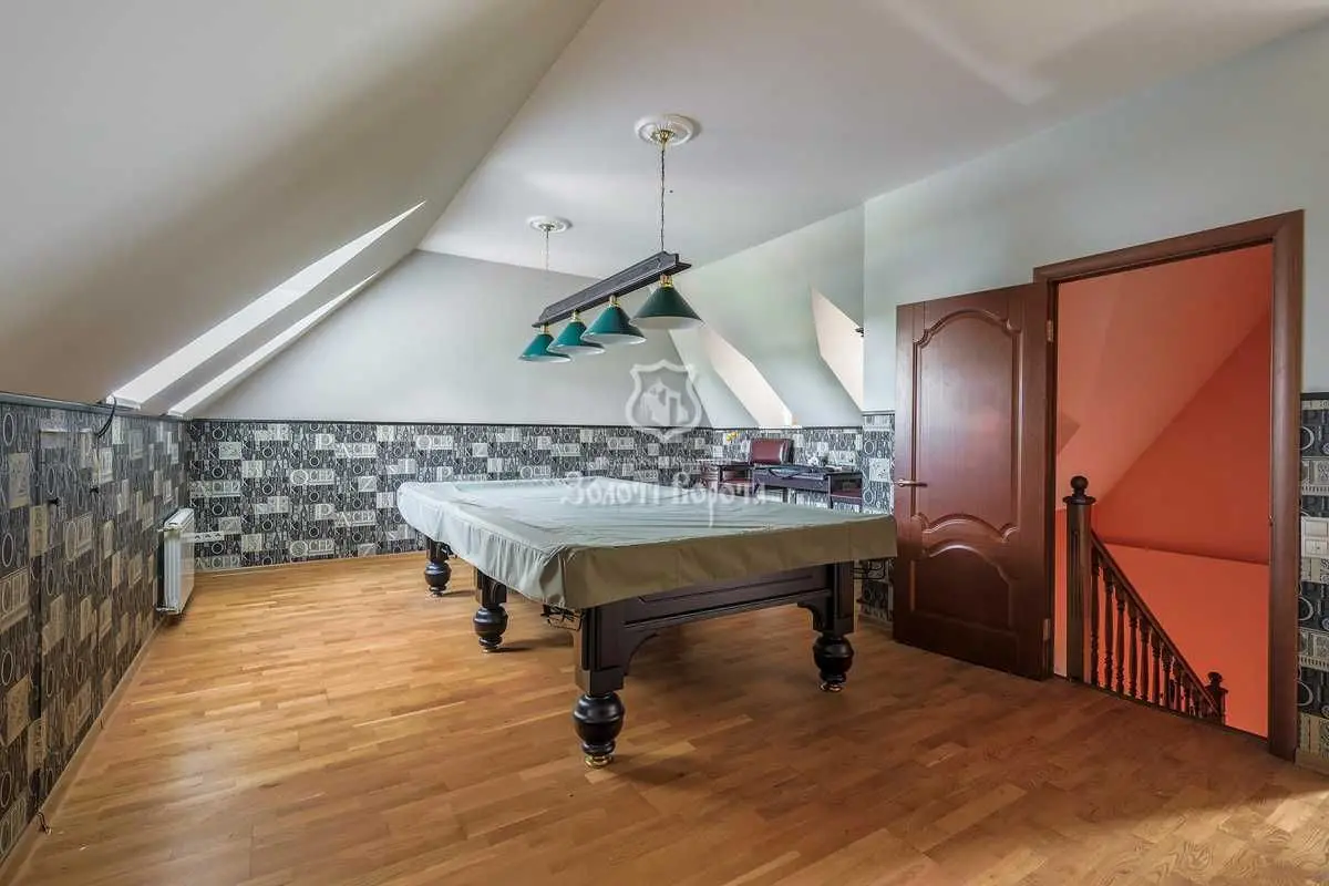 Фото Продаю дом, 270 кв. м, Садовая ул.  Киев, цена: 255000 USD, код 6629