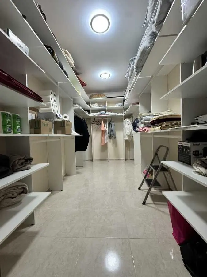 Фото Продаю будинок, 380 кв. м, Центральна вул.  Київ, ціна: 275000 USD, код 6633
