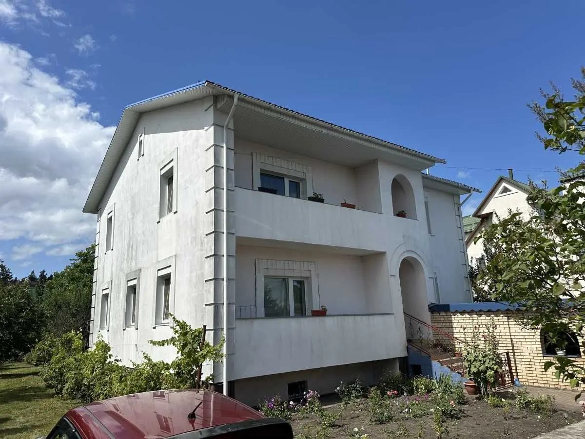 Фото Selling a house, 351 sq.m., Sadova Street  Ivankovychi, price: 215000 USD, code 6640