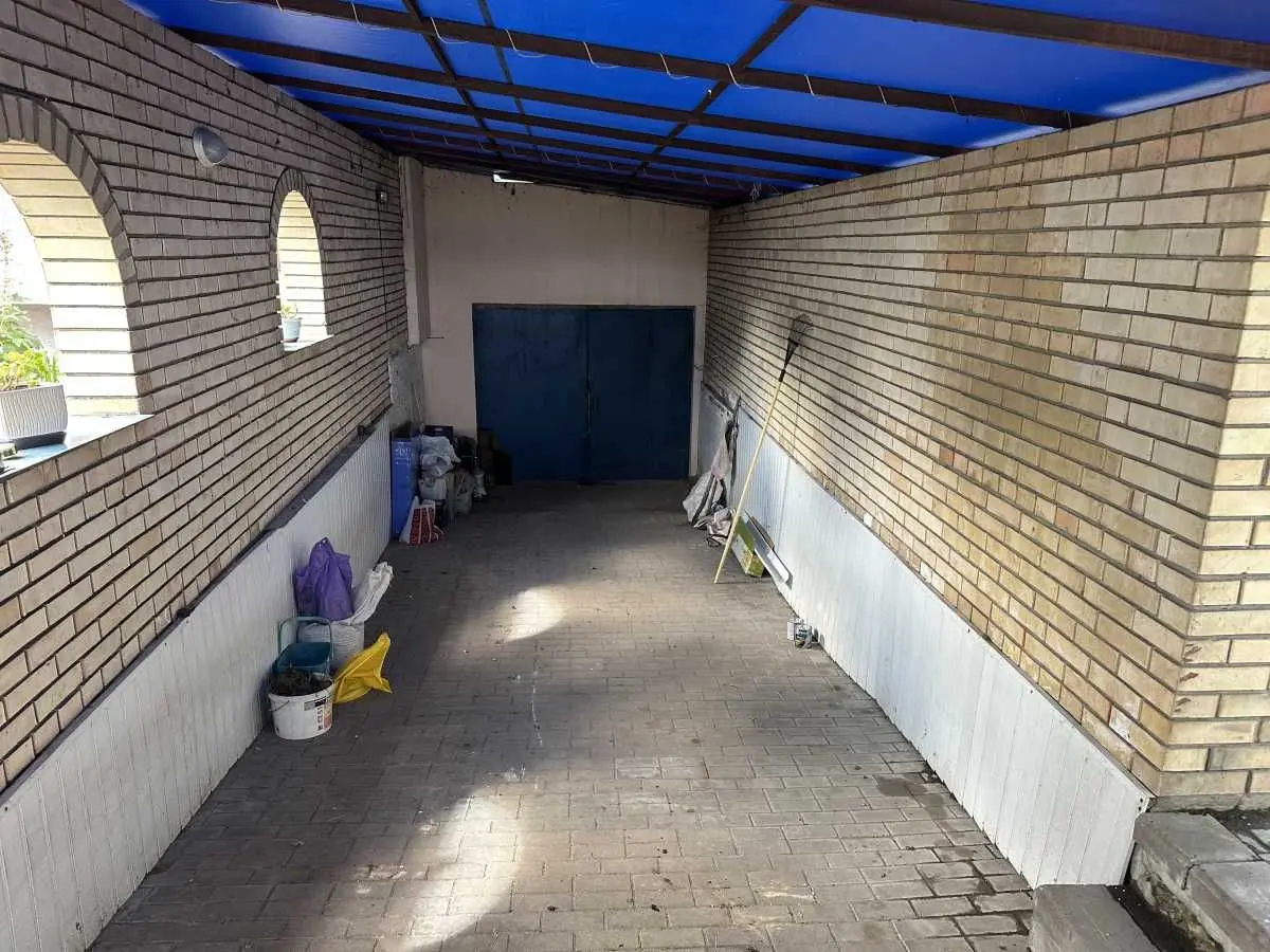 Фото Selling a house, 351 sq.m., Sadova Street  Ivankovychi, price: 215000 USD, code 6640
