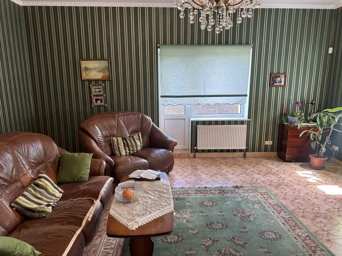 Фото Selling a house, 351 sq.m., Sadova Street  Ivankovychi, price: 215000 USD, code 6640