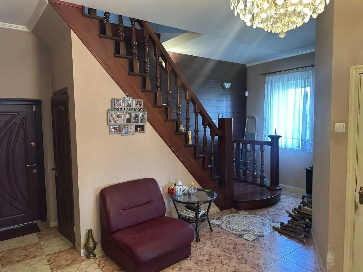 Фото Selling a house, 351 sq.m., Sadova Street  Ivankovychi, price: 215000 USD, code 6640