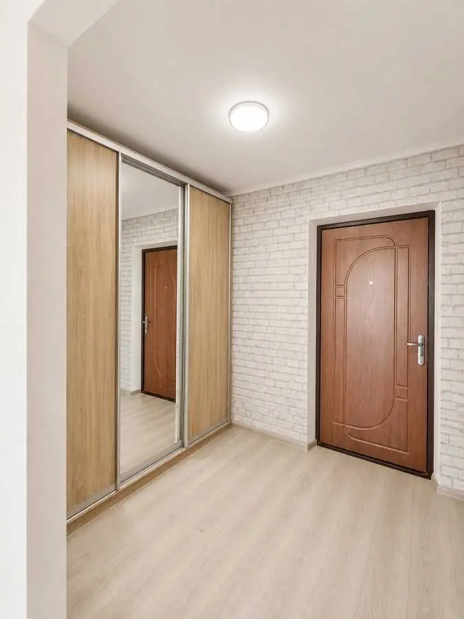 Фото Продаю 1 кімнатну квартиру, 37 кв. м, Академіка Глушкова просп. 1 Київ, ціна: 63000 USD, код 6649
