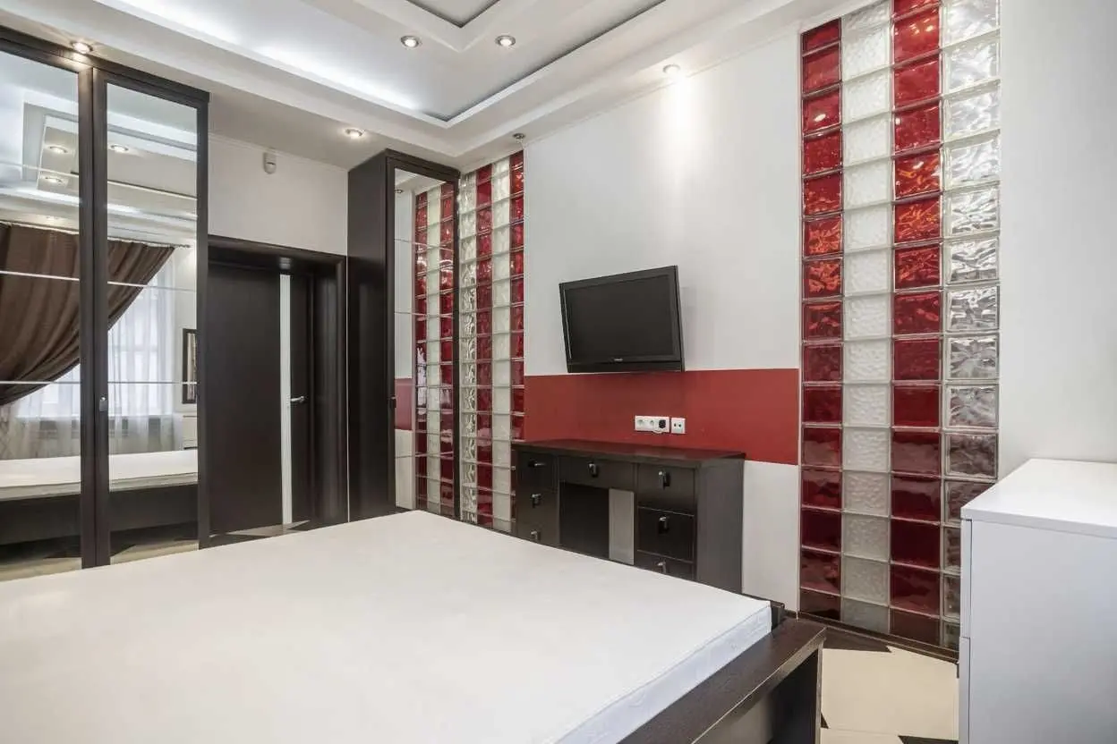 Фото Продаю 2 кімнатну квартиру, 63 кв. м, Велика Васильківська вул. 20 Київ, ціна: 129999 USD, код 6651