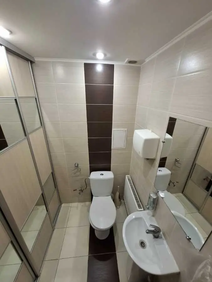 Фото Selling an office, 67 sq.m., Vasylia Tarnovskoho Street (Pushkina Street) 12 Chernihiv, price: 59000 USD, code 6653