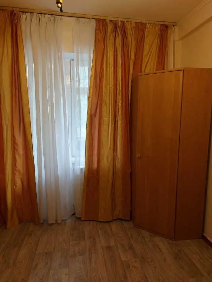 Фото Зняти 1 кімнатну квартиру, Мілютенка вул.  Київ в довгострокову оренду, ціна: 8000 UAH, код 6661