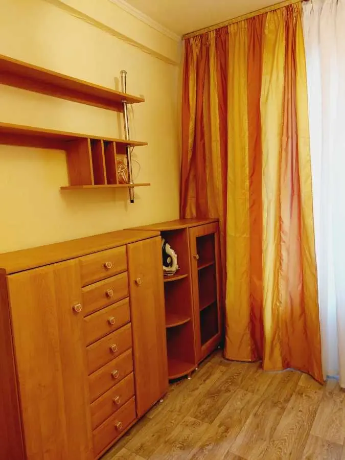 Фото Зняти 1 кімнатну квартиру, Мілютенка вул.  Київ в довгострокову оренду, ціна: 8000 UAH, код 6661