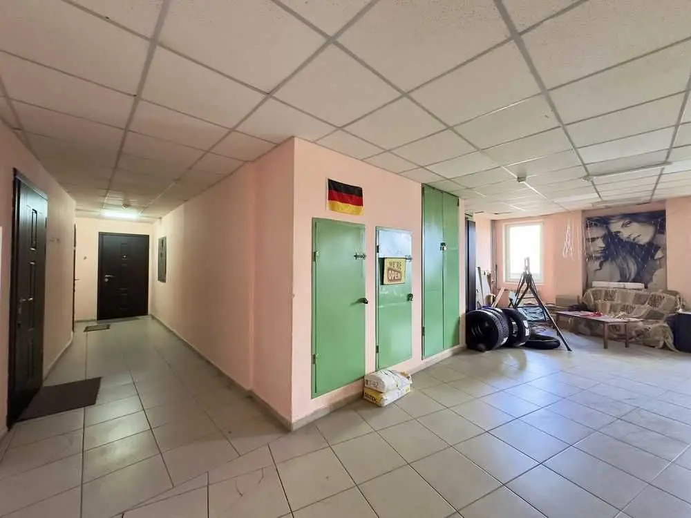 Фото Продаю 1 кімнатну квартиру, 60 кв. м, Урлівська вул. 11А Київ, ціна: 97500 USD, код 6667