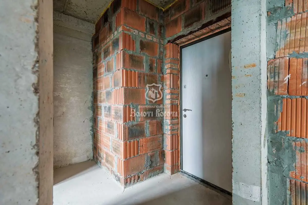 Фото Продаю 1 кімнатну квартиру, 29.5 кв. м, Михайла Максимовича вул. (Онуфрія Трутенка)  Київ, ціна: 57000 USD, код 6672