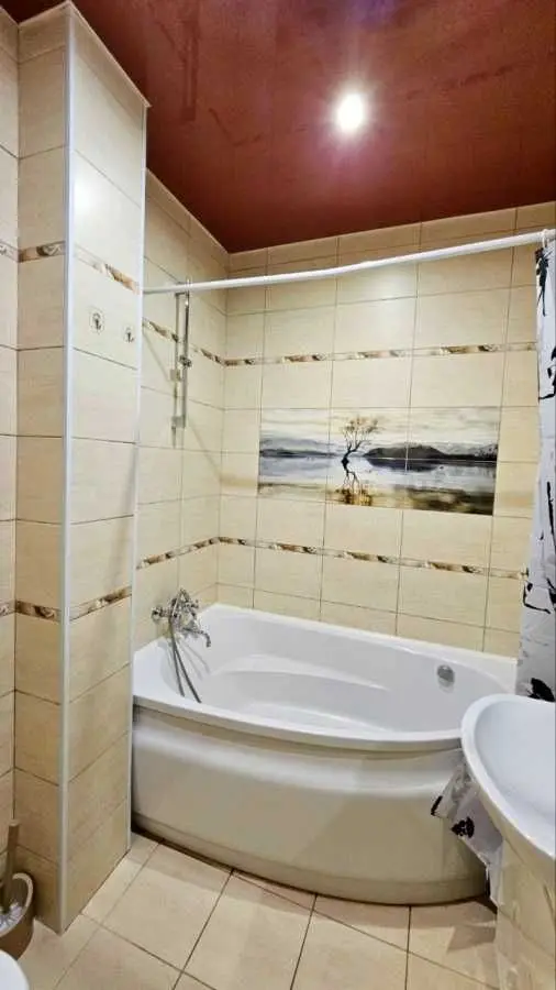 Фото Продаю 3 кімнатну квартиру, 70 кв. м, Аношкіна просп. 60 Кам’янське, ціна: 40000 USD, код 6673