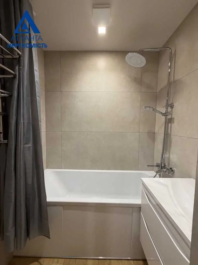 Фото Продаю 2-комнатную квартиру, 53.1 кв. м, 21 Луцк, цена: 66000 USD, код 6681
