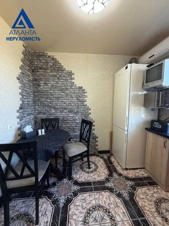 Фото Продаю 2-комнатную квартиру, 53.1 кв. м, 21 Луцк, цена: 66000 USD, код 6681