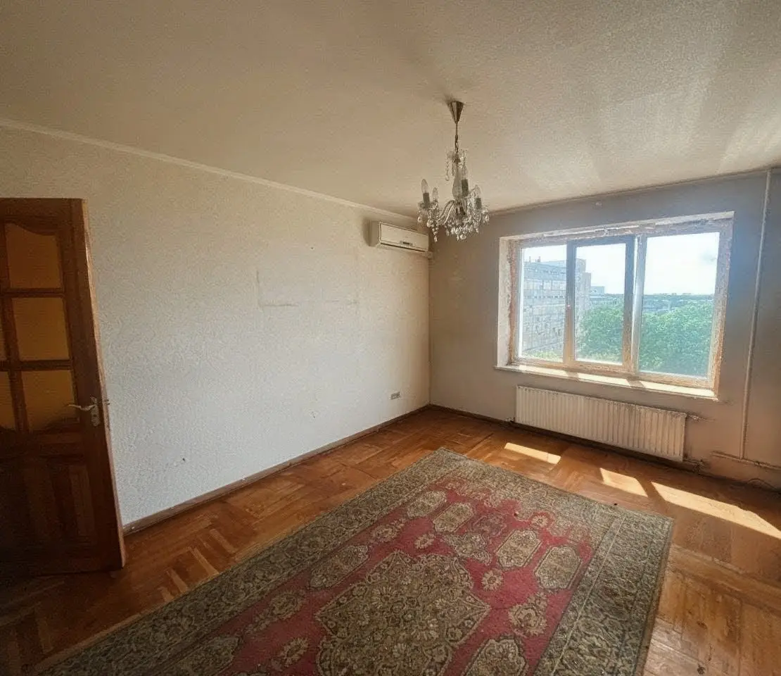 Фото Selling a 2-room apartment, 52 sq.m., Akademika Proskury Street 3 Kharkiv, price: 28000 $, code 6682