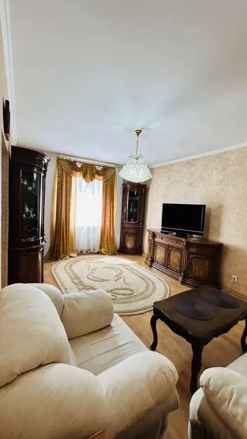 Фото Selling a 3-room apartment, 77 sq.m., Mytropolyta Andreya Sheptytskoho Street 30 Lutsk, price: 94000 USD, code 6691