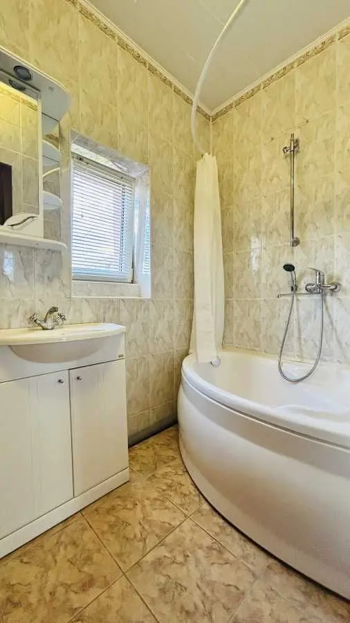 Фото Selling a 3-room apartment, 77 sq.m., Mytropolyta Andreya Sheptytskoho Street 30 Lutsk, price: 94000 USD, code 6691