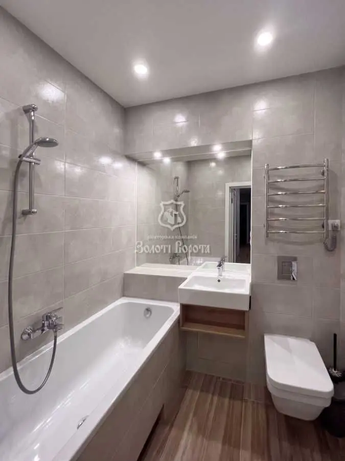 Фото Selling a 2-room apartment, 66 sq.m., Serhiya Danchenko street 30 Kyiv, price: 142000 USD, code 6697