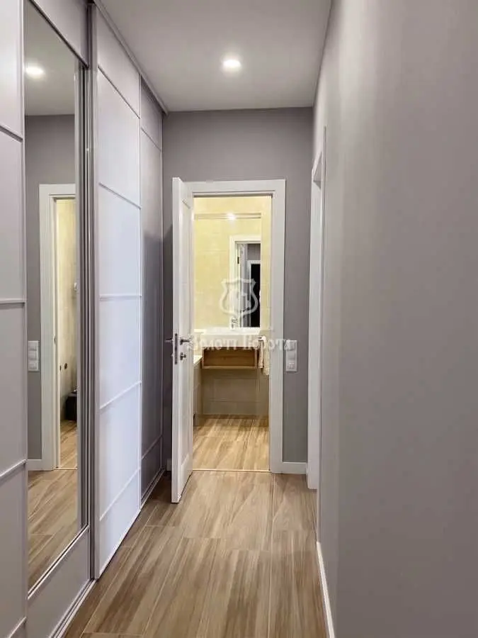 Фото Selling a 2-room apartment, 66 sq.m., Serhiya Danchenko street 30 Kyiv, price: 142000 USD, code 6697