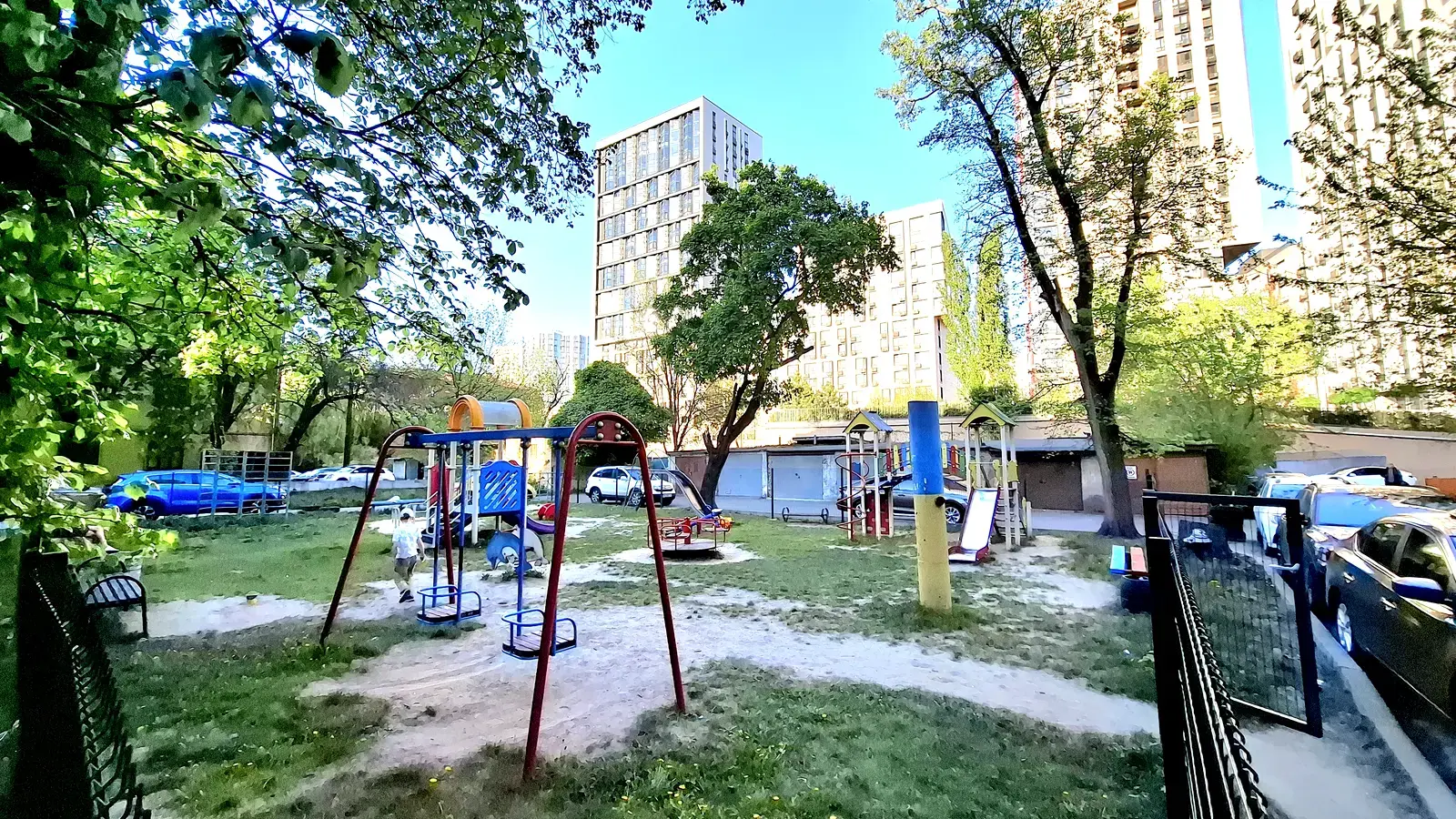 Фото Продаю 3-комнатную квартиру, 100 кв. м, Митрополита Василия Липковского ул. (Урицкого) 40 Киев, цена: 150000 $, код 6698