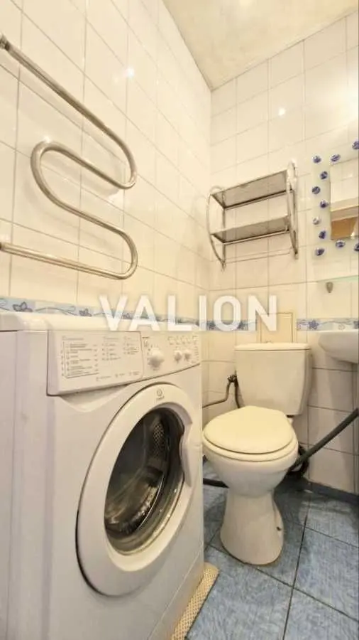 Фото Продаю 1 кімнатну квартиру, 26.6 кв. м, Євгена Харченка вул. 17 Київ, ціна: 36000 USD, код 6700