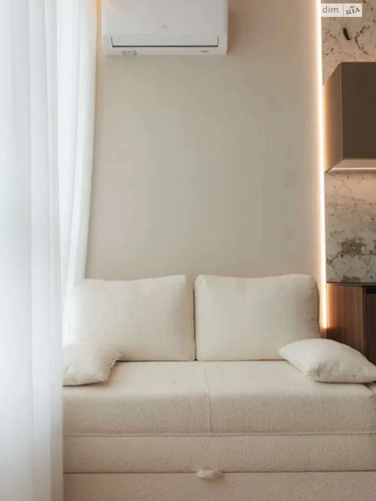Фото Selling a 2-room apartment, 68 sq.m., Kakhovska Street 62а Kyiv, price: 159000 $, code 6706