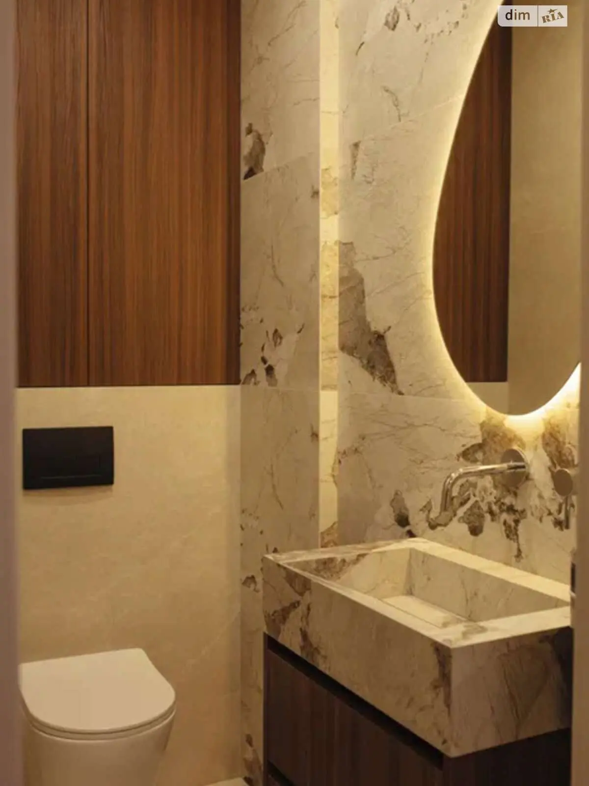 Фото Selling a 2-room apartment, 68 sq.m., Kakhovska Street 62а Kyiv, price: 159000 $, code 6706