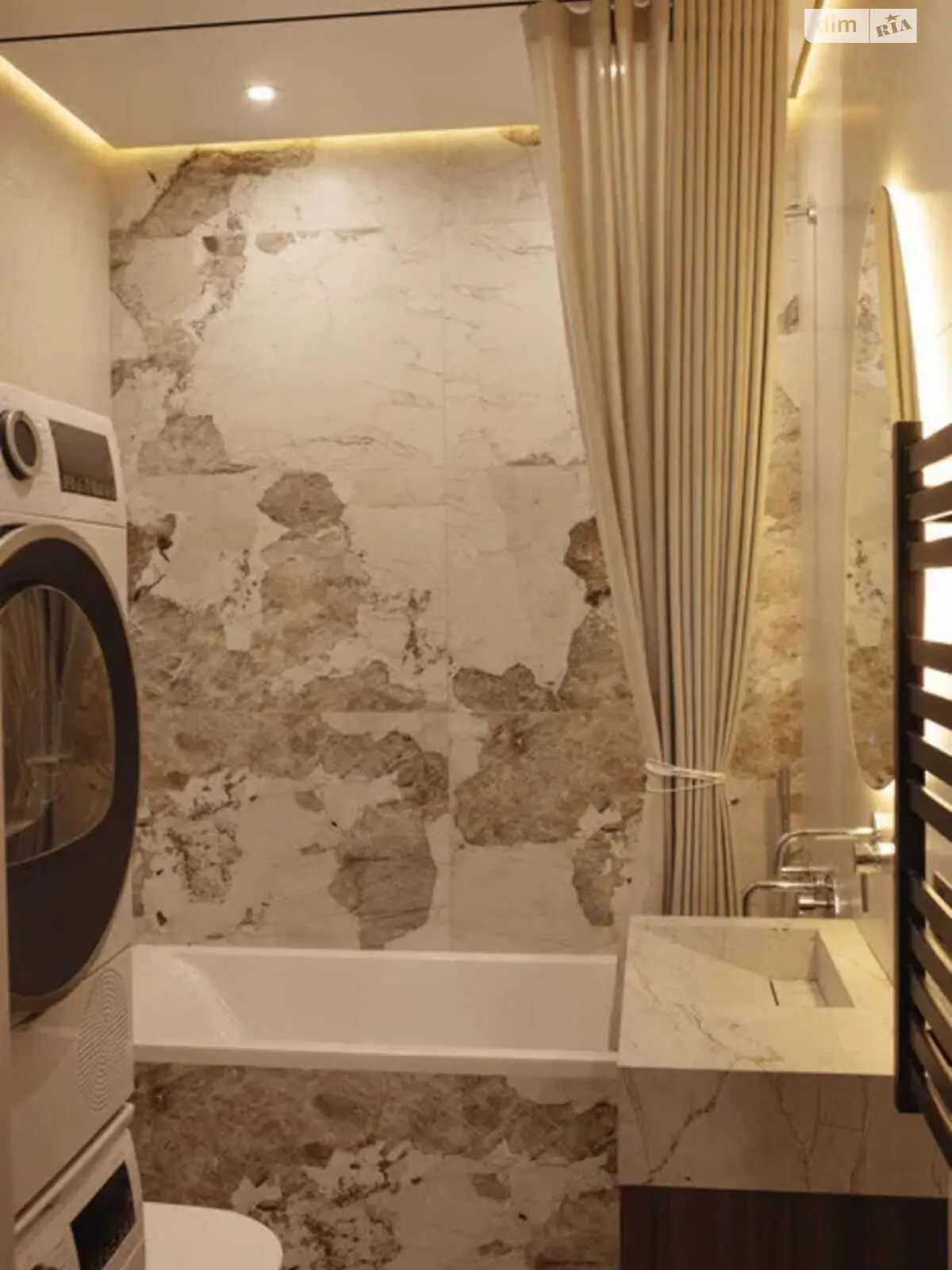 Фото Selling a 2-room apartment, 68 sq.m., Kakhovska Street 62а Kyiv, price: 159000 $, code 6706