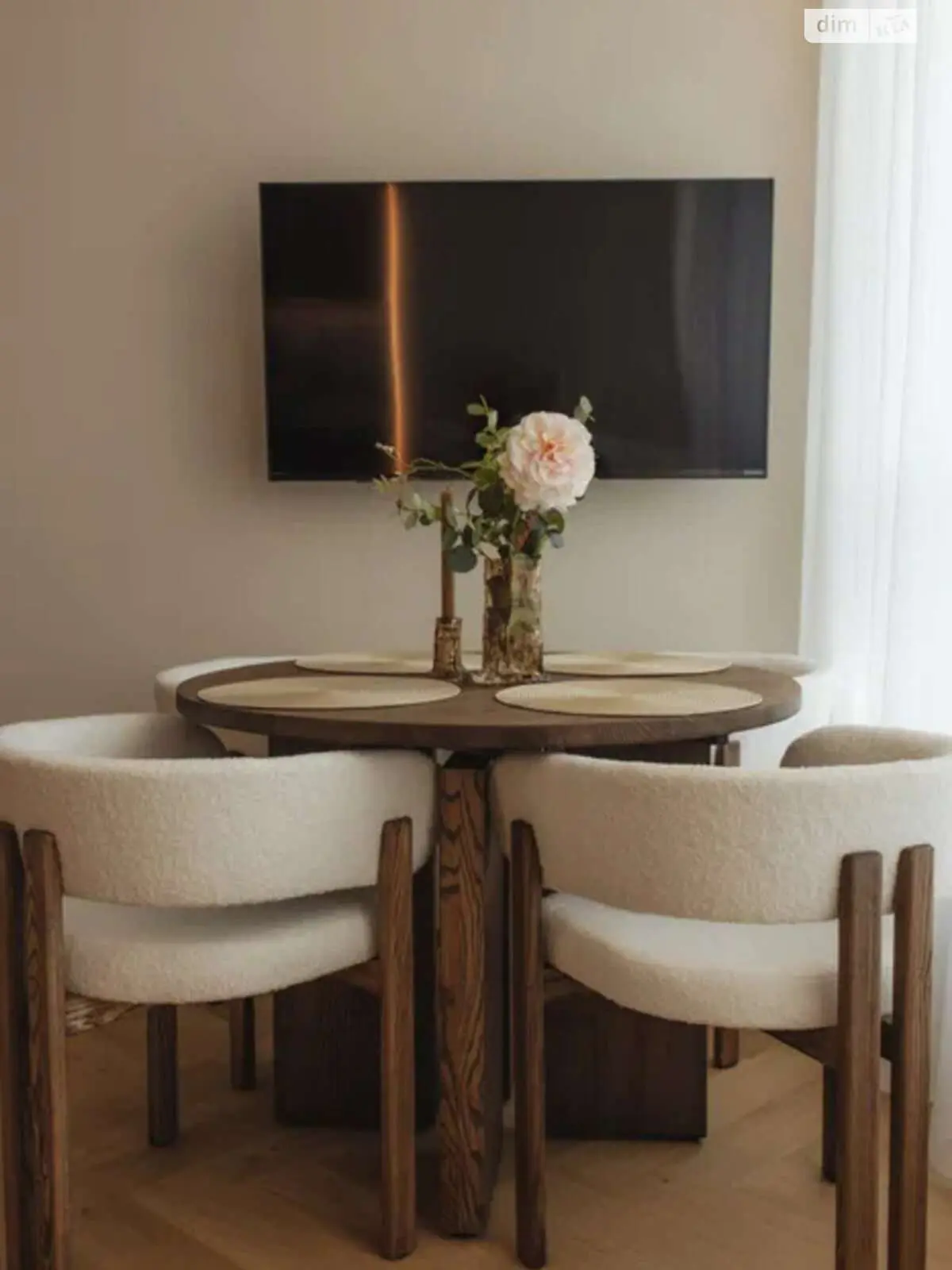 Фото Selling a 2-room apartment, 68 sq.m., Kakhovska Street 62а Kyiv, price: 159000 $, code 6706