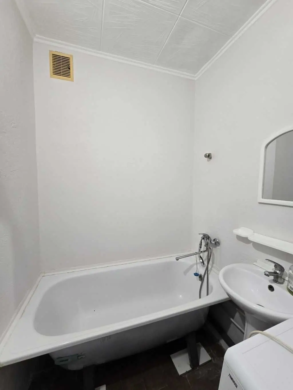 Фото Продаю 1-комнатную квартиру, 29 кв. м, Воскресенская ул.  Киев, цена: 38000 USD, код 6710