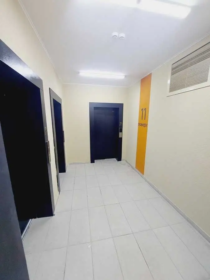 Фото Продаю 2-комнатную квартиру, 68 кв. м, Воздухофлотский просп. 64 Киев, цена: 92000 USD, код 6713