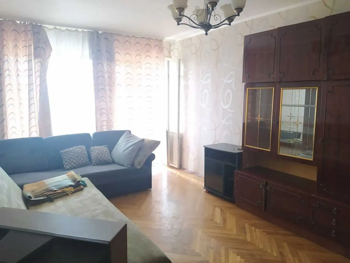 Фото Зняти 1 кімнатну квартиру, Сім’ї Прахових вул. (Гайдара)  Київ в довгострокову оренду, ціна: 12000 UAH, код 6715