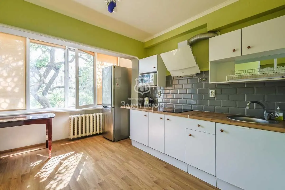 Фото Продаю 1 кімнатну квартиру, 36.4 кв. м, Кастуся Калиновського вул. (Астраханська)  Київ, ціна: 45000 USD, код 6716