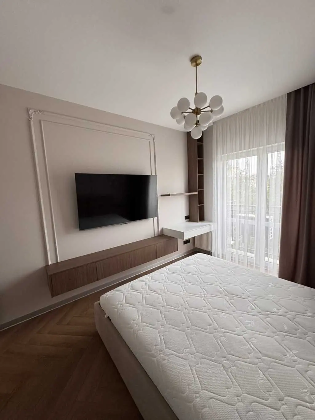 Фото Selling a 2-room apartment, 65 sq.m., Metrolohichna Street  Kyiv, price: 165000 USD, code 6723