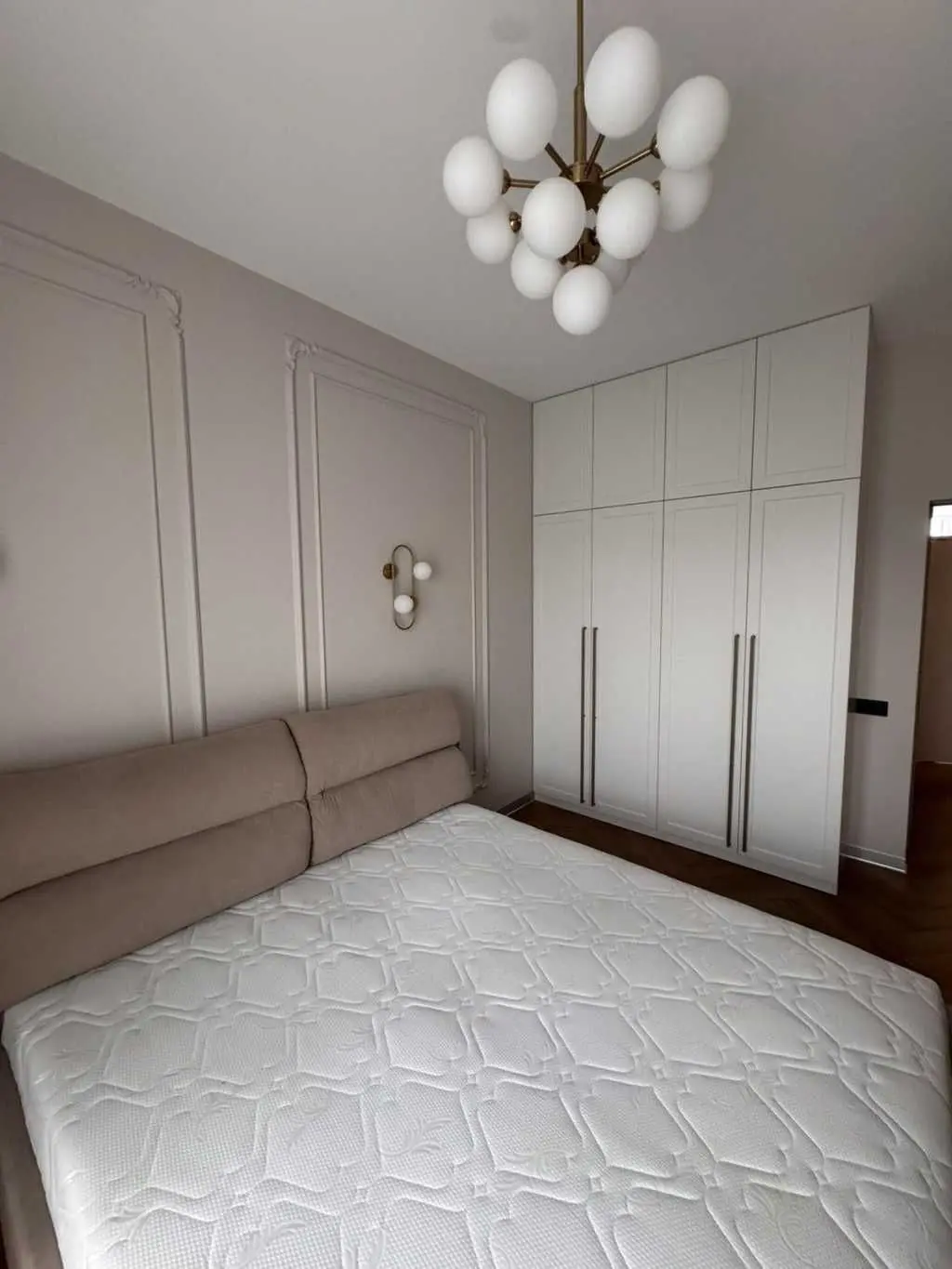 Фото Selling a 2-room apartment, 65 sq.m., Metrolohichna Street  Kyiv, price: 165000 USD, code 6723