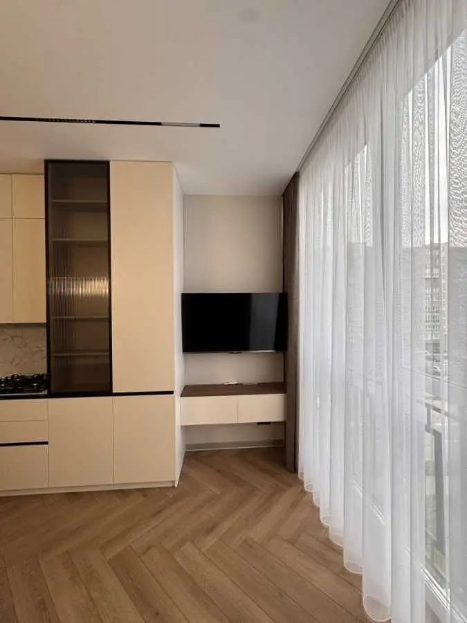 Фото Selling a 2-room apartment, 65 sq.m., Metrolohichna Street  Kyiv, price: 165000 USD, code 6723