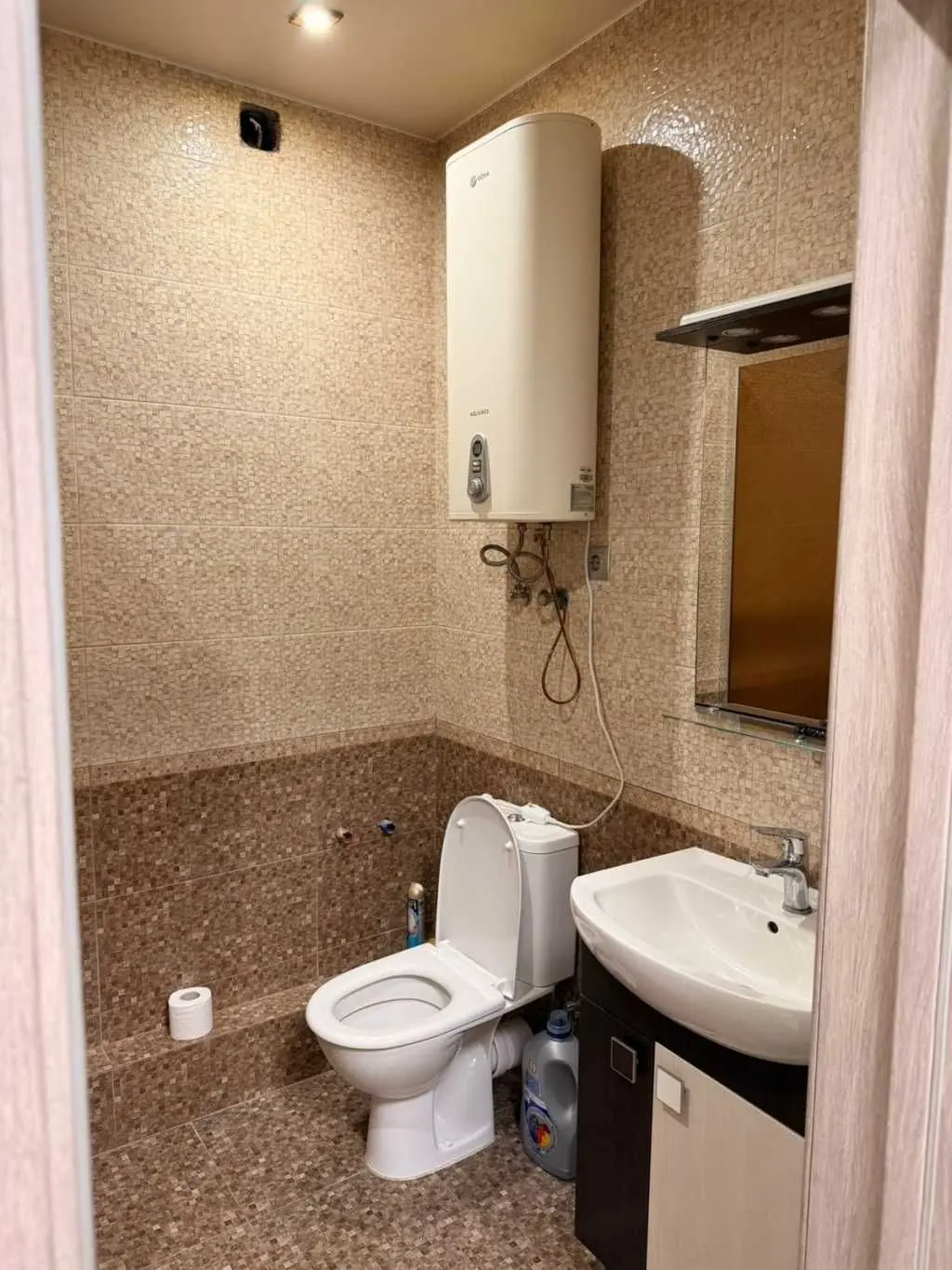 Фото Продаю 1 кімнатну квартиру, 43 кв. м, Метрологічна вул. 56 Київ, ціна: 95000 USD, код 6724