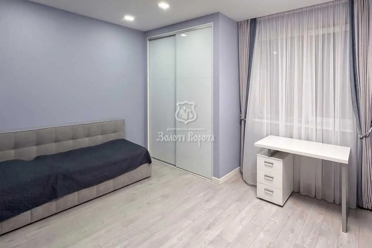 Фото Selling a 2-room apartment, 69 sq.m., Borysa Hmyri Street  Kyiv, price: 175000 USD, code 6728