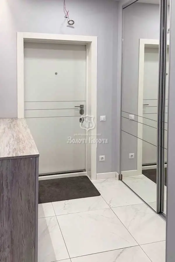 Фото Selling a 2-room apartment, 69 sq.m., Borysa Hmyri Street  Kyiv, price: 175000 USD, code 6728