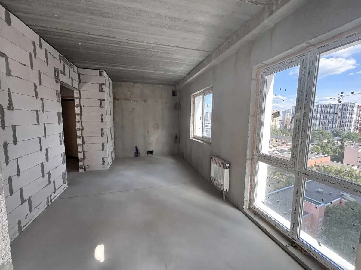 Фото Продаю 1 кімнатну квартиру, 42 кв. м, Михайла Максимовича вул. (Онуфрія Трутенка)  Київ, ціна: 72000 USD, код 6735