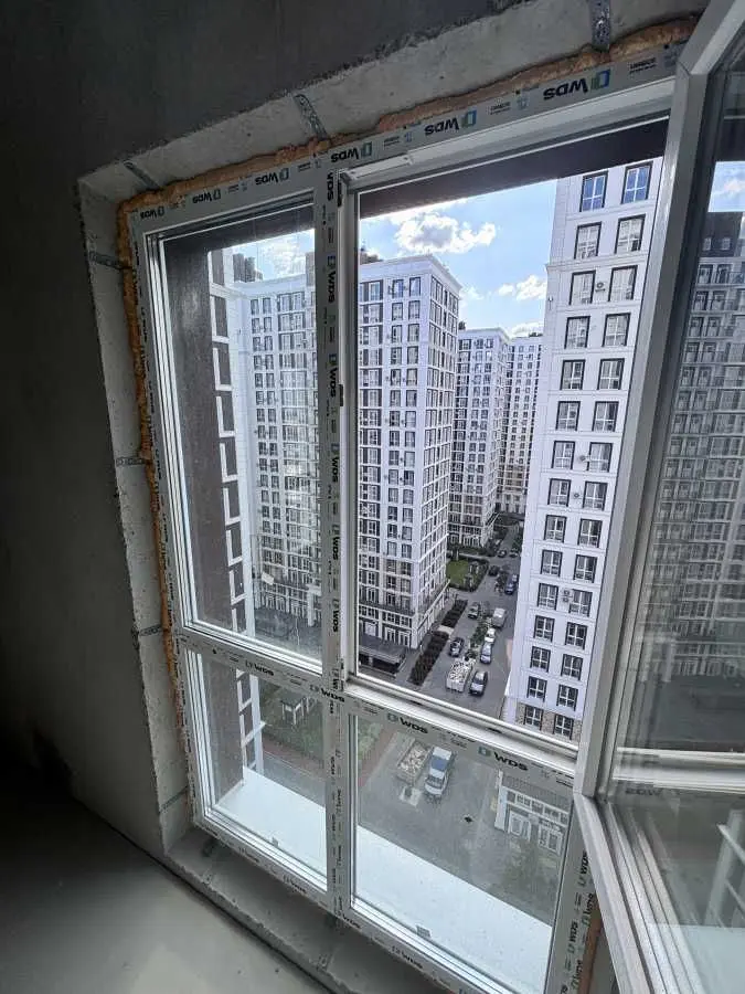 Фото Продаю 1 кімнатну квартиру, 42 кв. м, Михайла Максимовича вул. (Онуфрія Трутенка)  Київ, ціна: 72000 USD, код 6735