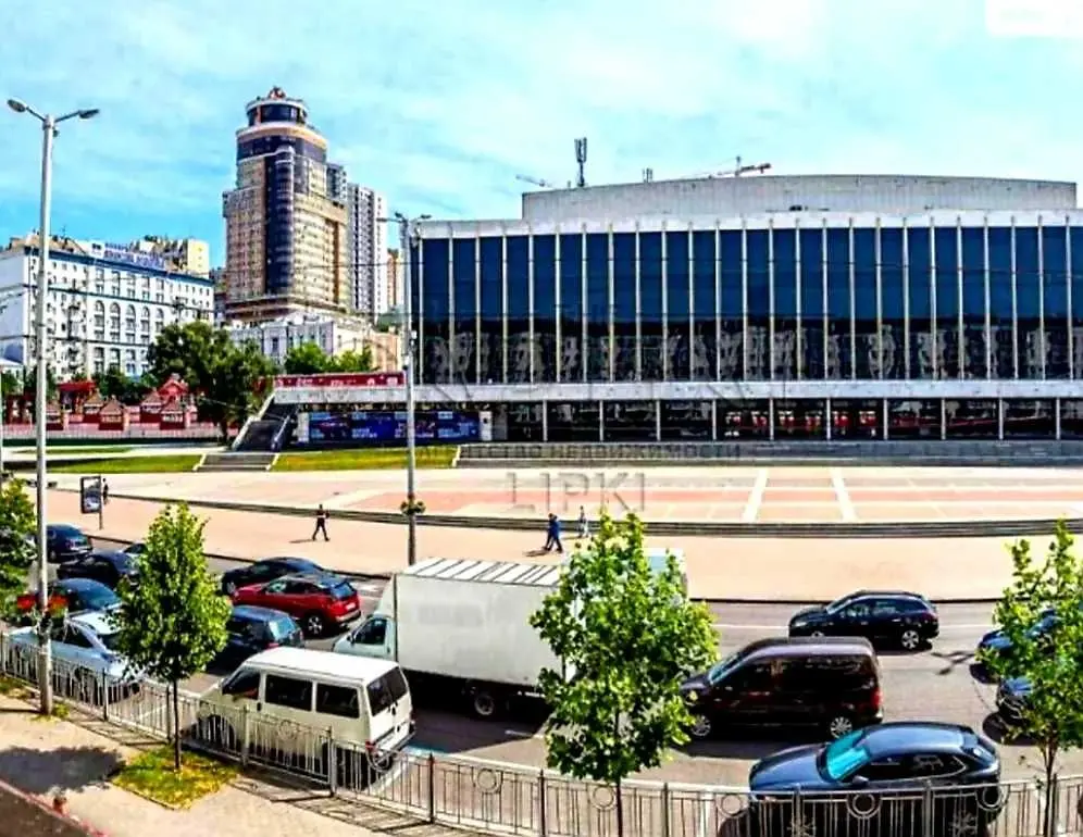 Фото Продаю 2 кімнатну квартиру, 40 кв. м, Велика Васильківська вул. 114 Київ, ціна: 72000 USD, код 6738