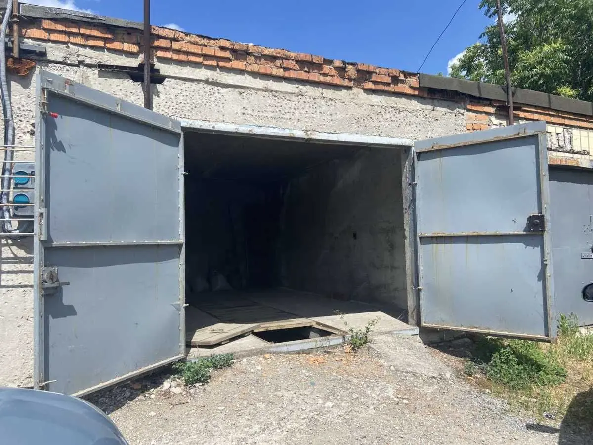 Фото Продаю склад, 40 кв. м, Артельная ул.  Днепр, цена: 6500 USD, код 6743