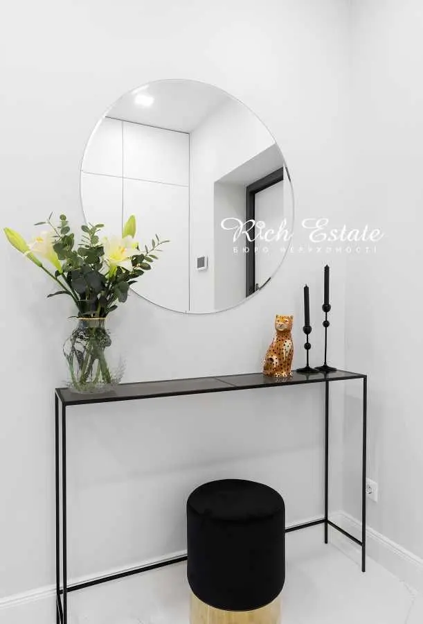 Фото Rent a 1-room apartment, Antonovycha Street (Horkoho Street)  Kyiv for long-term rent, price: 1200 USD, code 6747