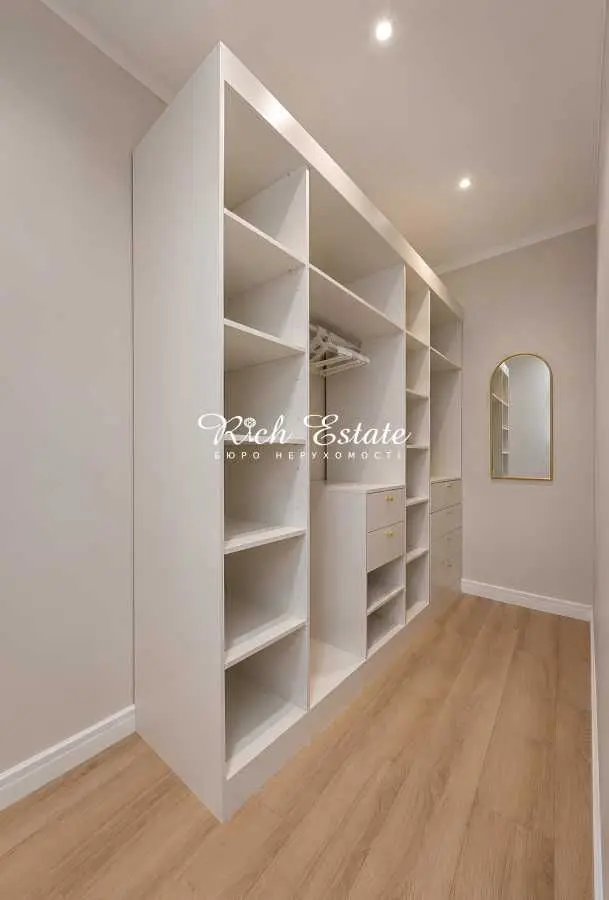 Фото Rent a 3-room apartment, Bazhova Street  Kyiv for long-term rent, price: 3100 USD, code 6748