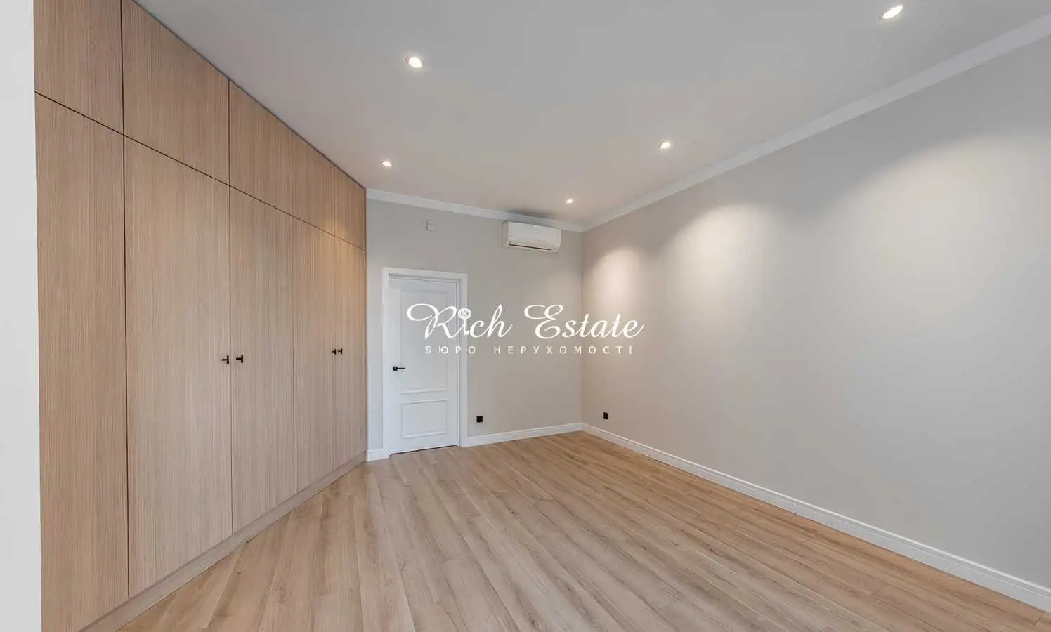Фото Rent a 3-room apartment, Bazhova Street  Kyiv for long-term rent, price: 3100 USD, code 6748