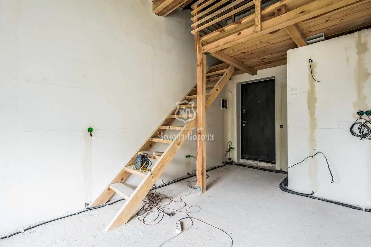 Фото Продаю 1-комнатную квартиру, 23.6 кв. м, Родниковая ул.  Киев, цена: 23000 USD, код 6753